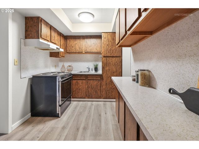 57647 CEDAR SPRINGS Dr, Scappoose, OR 97056