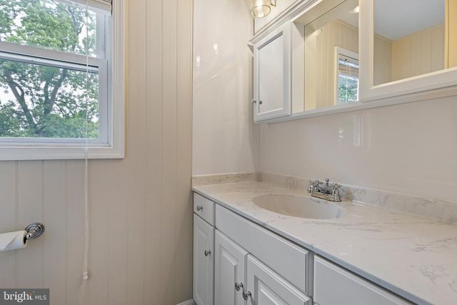 308 DELAWARE AVE, Wilmington, DE 19803