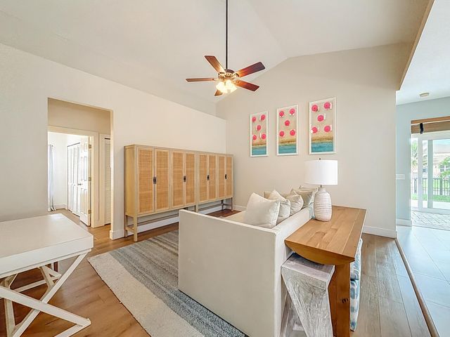 1143 CANOE Point, Delray Beach, FL 33444