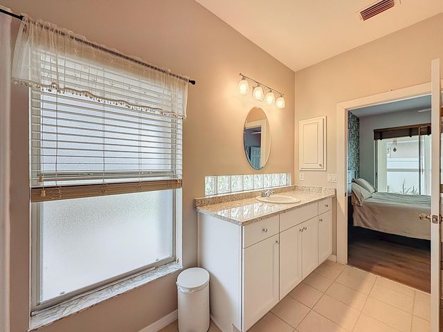1143 CANOE Point, Delray Beach, FL 33444