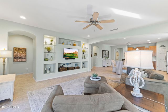 25940 W ORAIBI Drive, Buckeye, AZ 85396