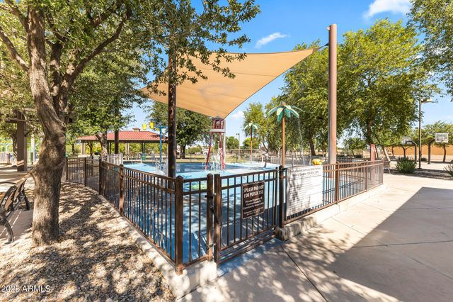 25940 W ORAIBI Drive, Buckeye, AZ 85396