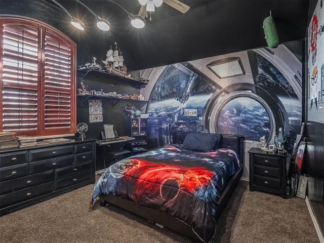 52 NW Cypress Street, Piedmont, OK 73078