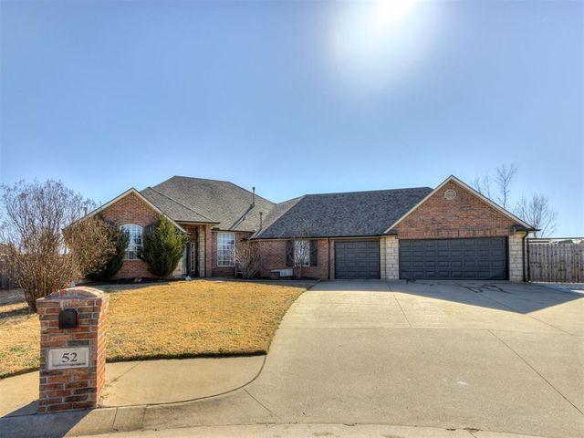 52 NW Cypress Street, Piedmont, OK 73078