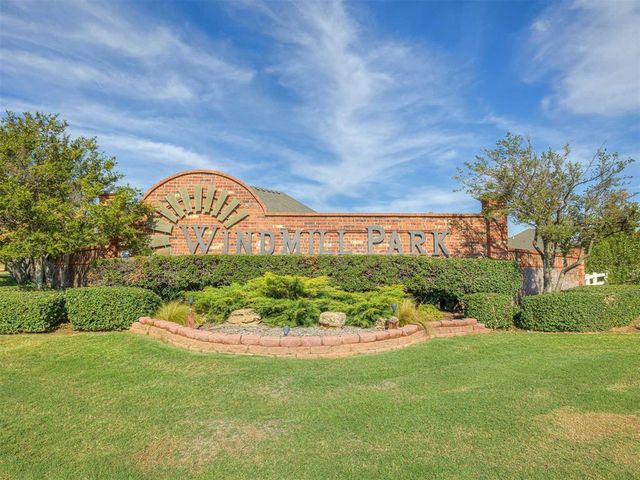 52 NW Cypress Street, Piedmont, OK 73078