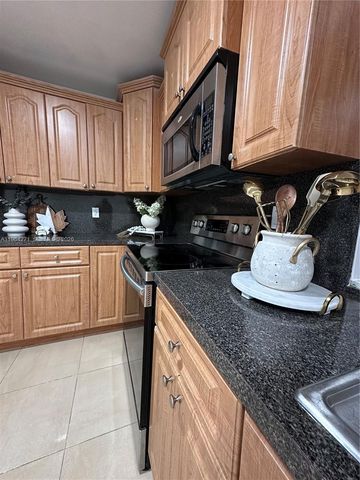 30021 SW 160th Ave, Homestead, FL 33033