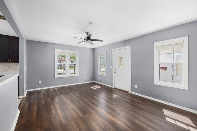 1409 Salem ROAD, La Crosse, WI 54603