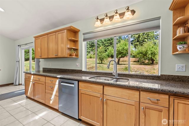 10135 Stedman Road SE, Olympia, WA 98513