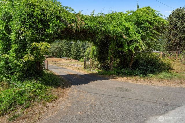 10135 Stedman Road SE, Olympia, WA 98513