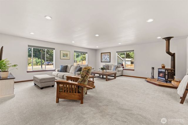 10135 Stedman Road SE, Olympia, WA 98513