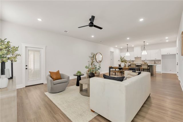 4002 Etonbury Avenue, College Station, TX 77845