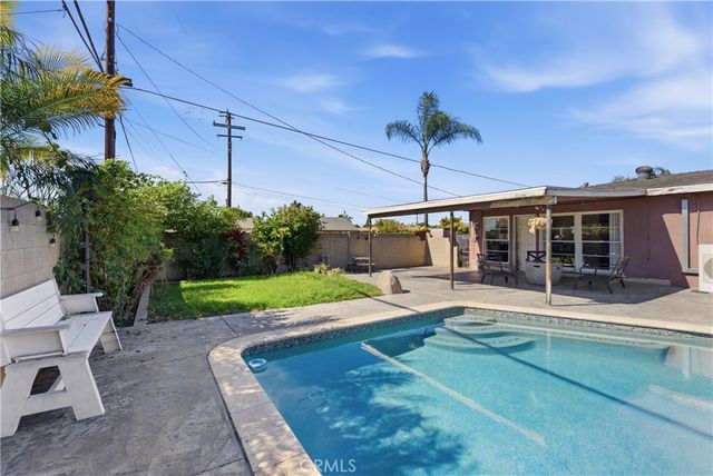 2426 Marty, Santa Ana, CA 92706