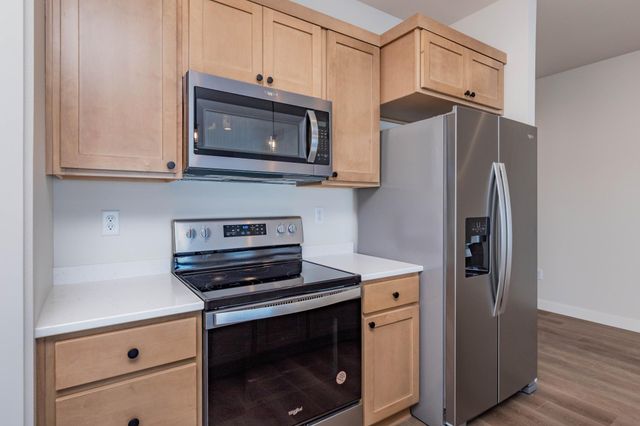 6759 66th Avenue S, Horace, ND 58047