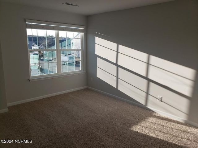 512 Dakota Avenue, New Bern, NC 28560