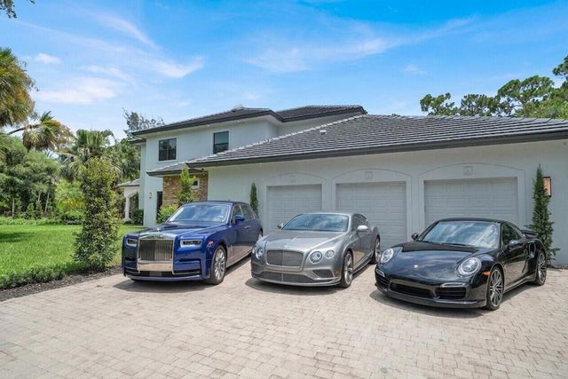 6041 NW 84th Terrace, Parkland, FL 33067