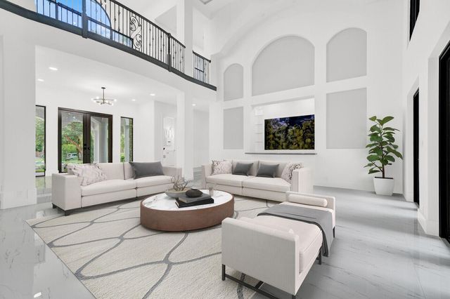 6041 NW 84th Terrace, Parkland, FL 33067