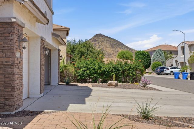 5139 W SWEET IRON Pass, Phoenix, AZ 85083