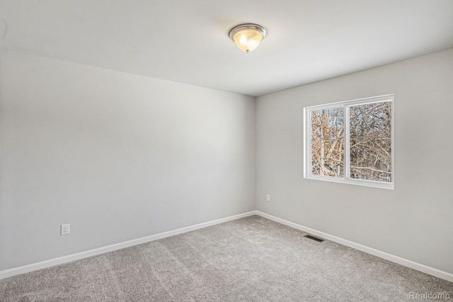 309 Samantha Way, Rose Township, MI 48350