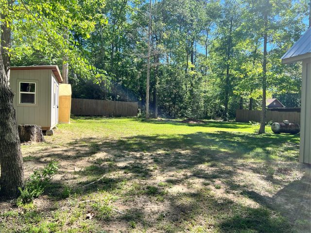 116 Welch Drive, Livingston, TX 77351