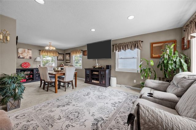 2003 9th Street Place, Coralville, IA 52241