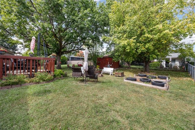 2003 9th Street Place, Coralville, IA 52241