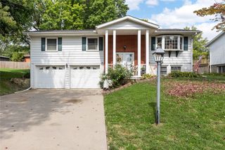 2003 9th Street Place, Coralville, IA 52241