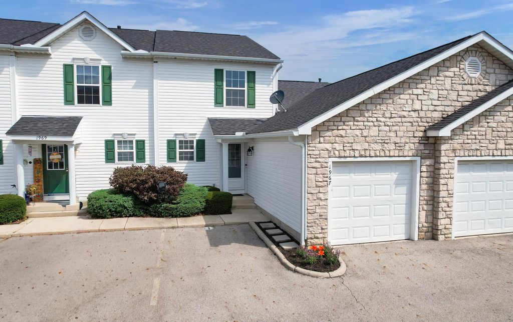 1967 Bashan Drive, 82D, Columbus, OH 43228