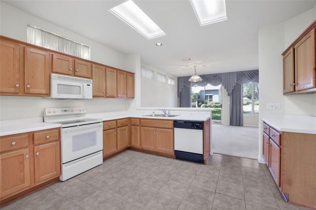 197 Trail Rider WAY, Georgetown, TX 78633