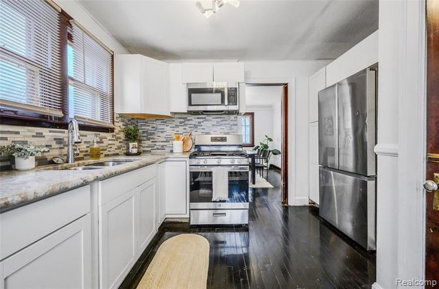 14559 Rosemont Avenue, Detroit, MI 48223