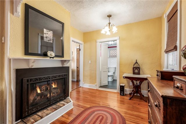 174 Spring Street, Eureka Springs, AR 72632