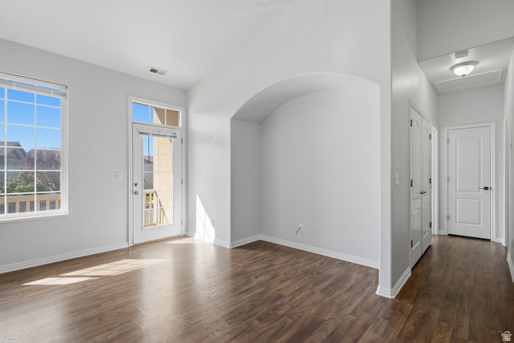 162 BIRMINGHAM LN, North Salt Lake, UT 84054 — photo 4