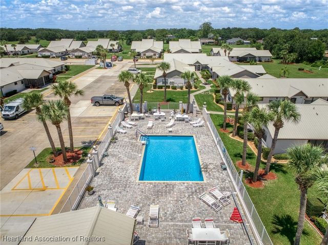 1100 Villaway W, Sebring, FL 33876
