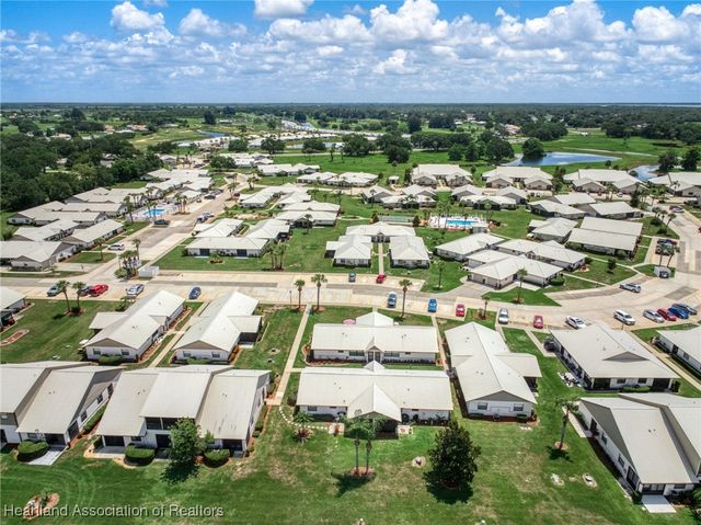 1100 Villaway W, Sebring, FL 33876