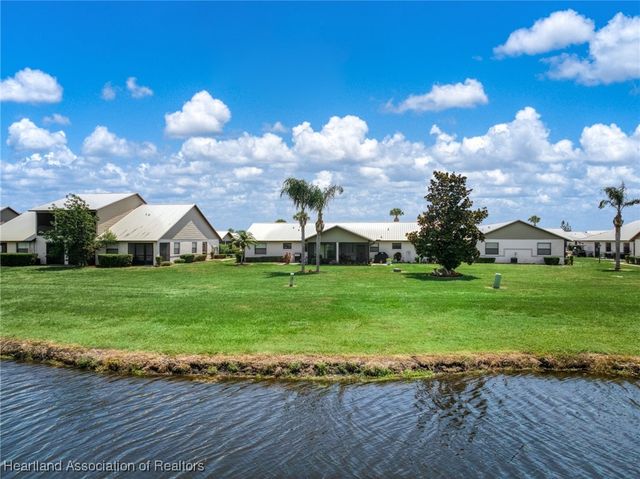 1100 Villaway W, Sebring, FL 33876