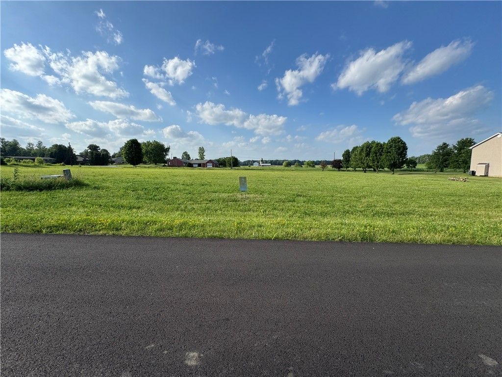 Lot 2 Tradewind Rd, North Beaver Twp, PA 16102