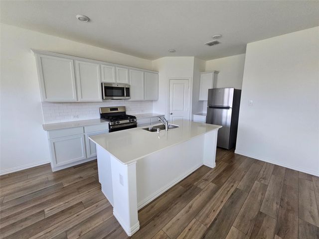 512 Chip Street, Little Elm, TX 75068