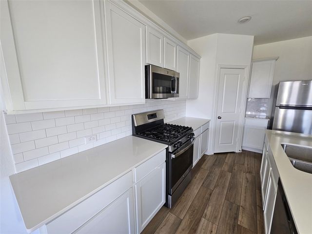 512 Chip Street, Little Elm, TX 75068