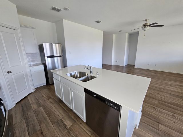 512 Chip Street, Little Elm, TX 75068