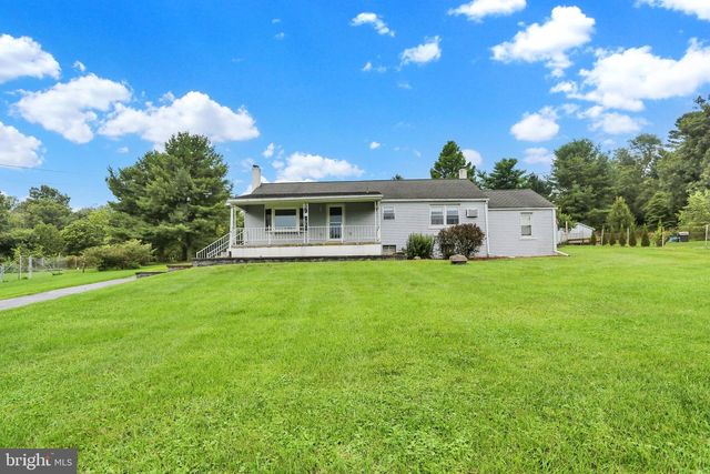 36 ANTIETAM RD, Temple, PA 19560