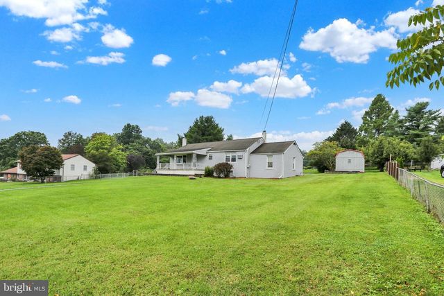 36 ANTIETAM RD, Temple, PA 19560