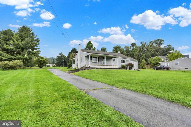 36 ANTIETAM RD, Temple, PA 19560