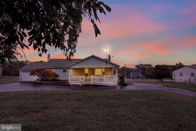 36 ANTIETAM RD, Temple, PA 19560