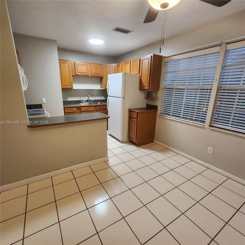 613 SW Sandbar Ter, Port St. Lucie, FL 34953