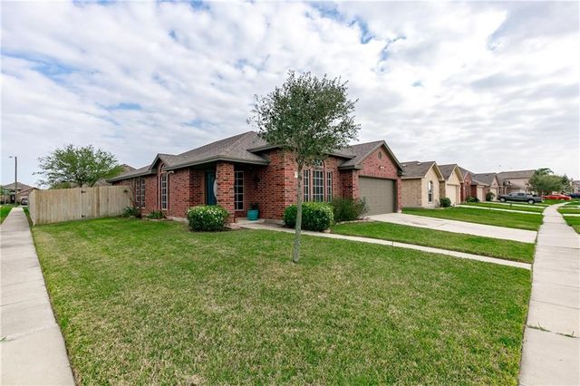 7510 Geiger Dr, Corpus Christi, TX 78414