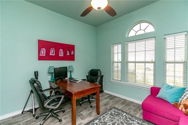 7510 Geiger Dr, Corpus Christi, TX 78414