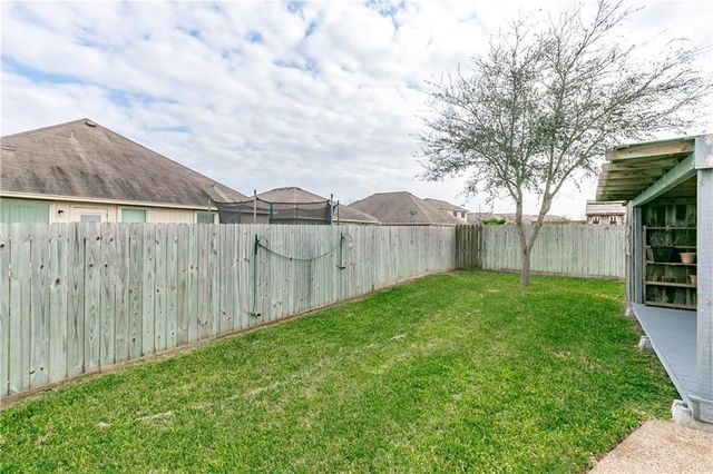7510 Geiger Dr, Corpus Christi, TX 78414