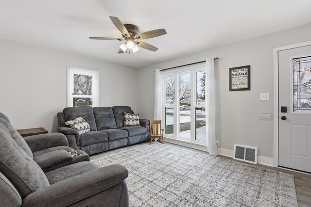 751 MADISON STREET, Neenah, WI 54956