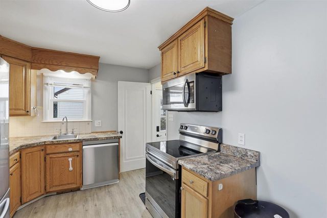 751 MADISON STREET, Neenah, WI 54956