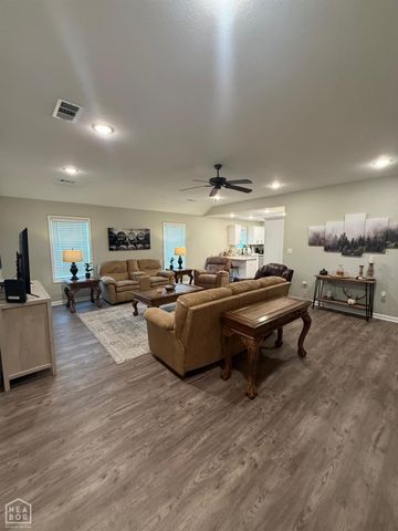 5735 Brookshire Drive, Jonesboro, AR 72401