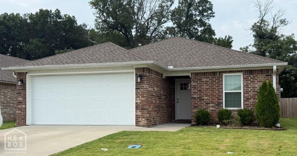 5735 Brookshire Drive, Jonesboro, AR 72401